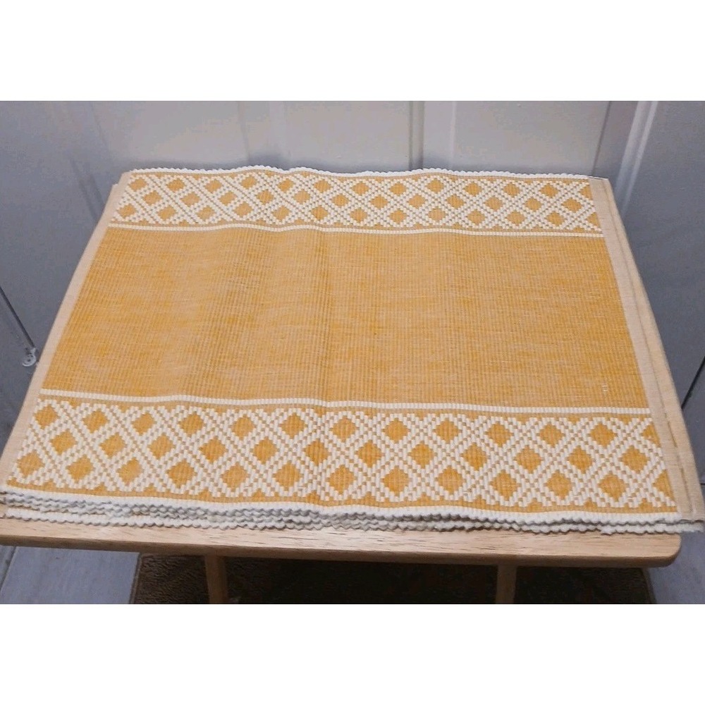 Placemats Set Of 4 Maize Yellow Cream Possibly Pier One Imports Reversible